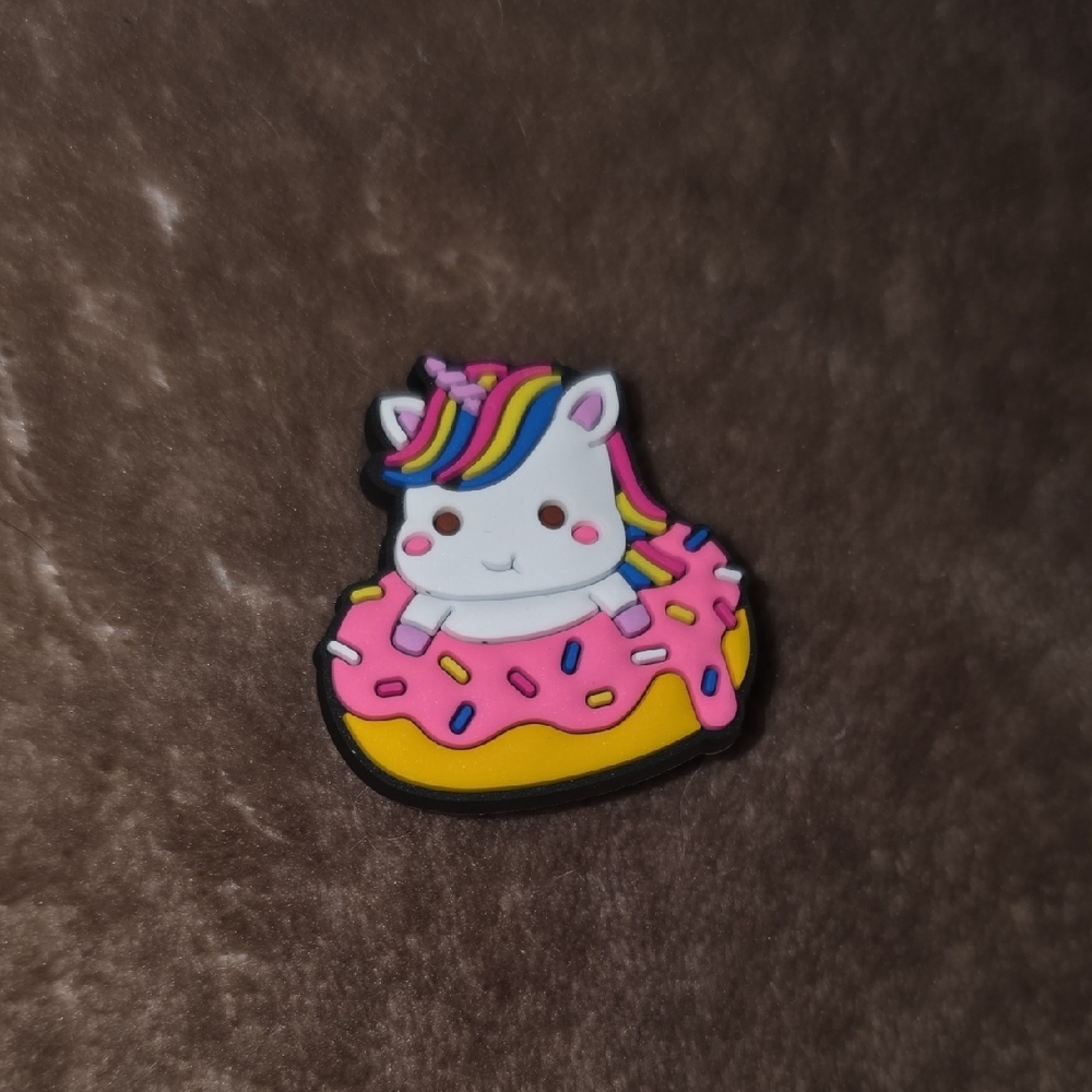 💥 5/$15 Croc Charm